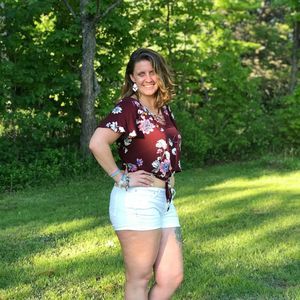 Meet your Posher, Karissa